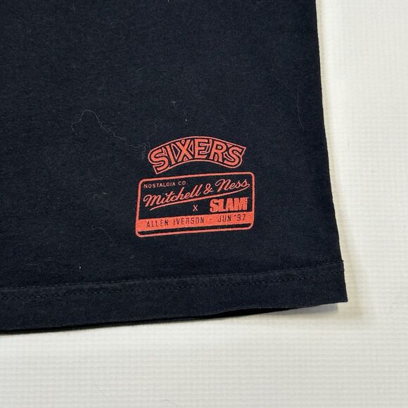 Mitchell Ness Allen Iverson Large Black T Shirt Slam Magazine 76ers Whos Afraid - Picture 2 of 7